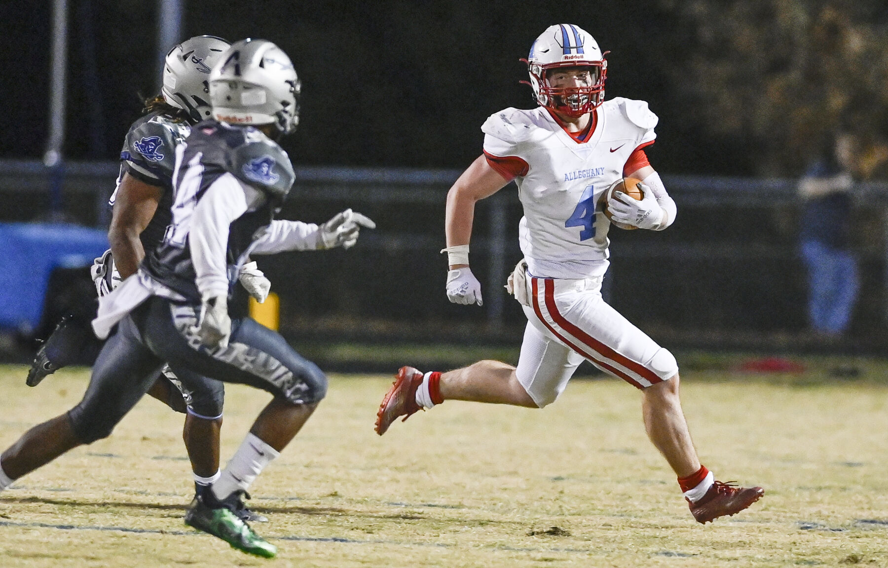 111022-lna-sports-appomattox ftb p5